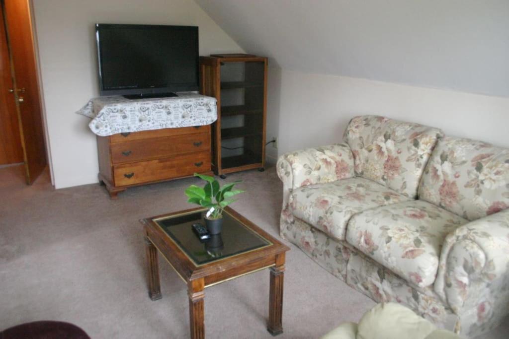 Ferienhaus Close To Falls, Steps To Casino, Sleeps 7-8 Niagarafälle
