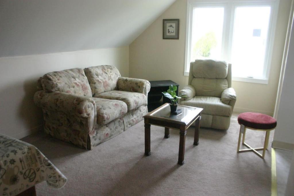 Close To Falls, Steps To Casino, Sleeps 7-8 Ferienhaus