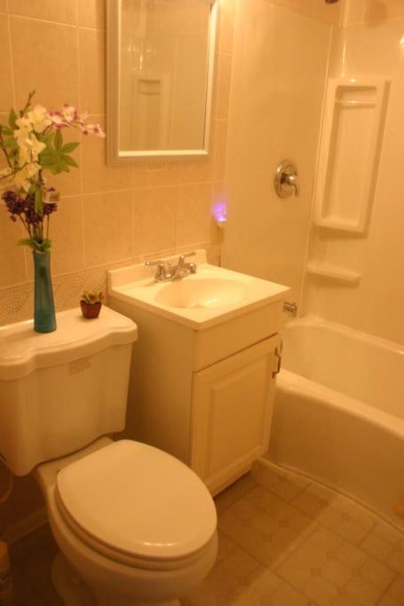 Close To Falls, Steps To Casino, Sleeps 7-8 Niagarafälle